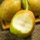 沃丰沃 【助农】新疆库尔勒香梨正宗8斤当季脆甜多汁现摘新鲜水果梨子